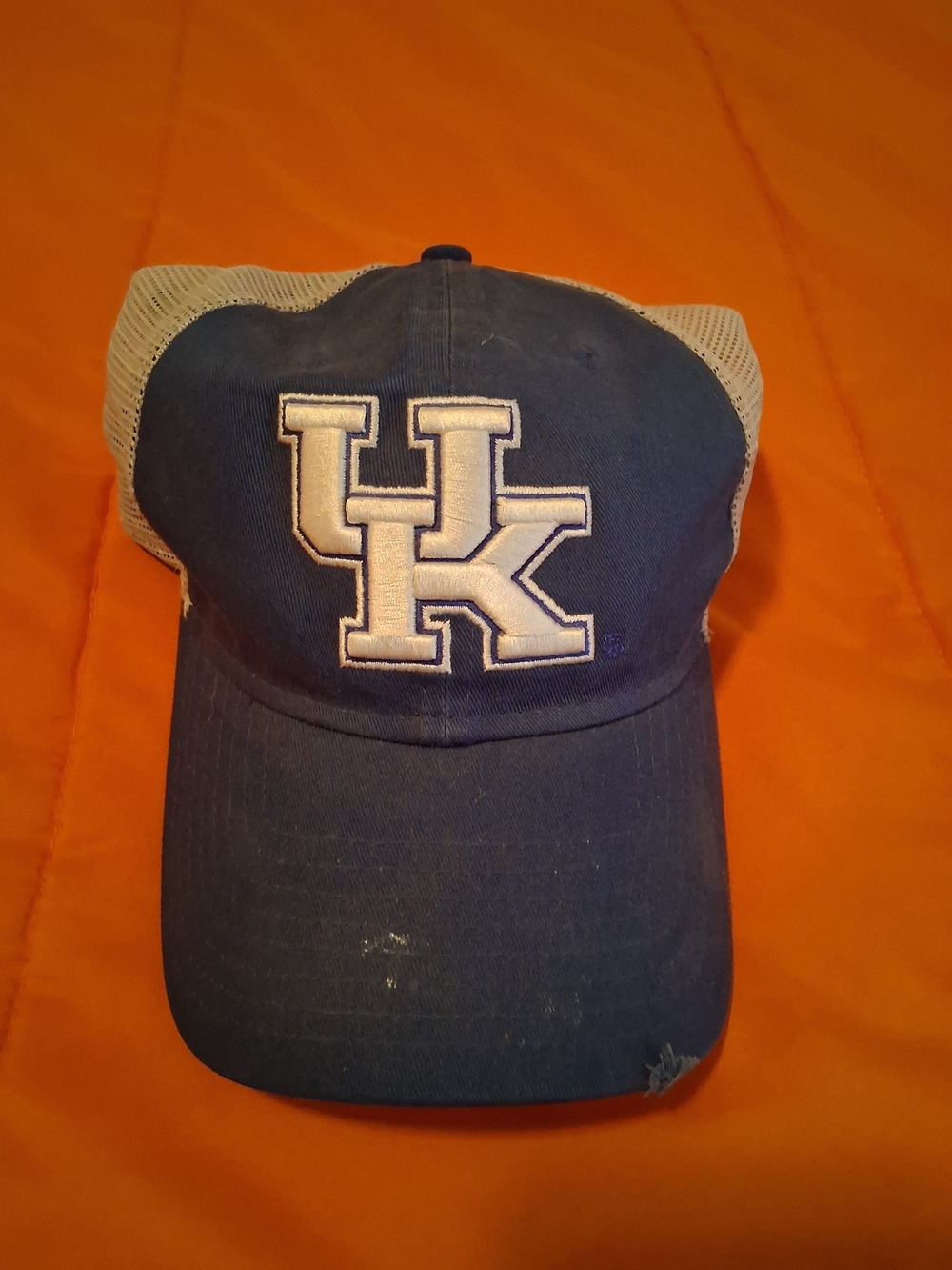 New Era Kentucky Wildcats Adjustable Blue/White Mesh Trucker Cap